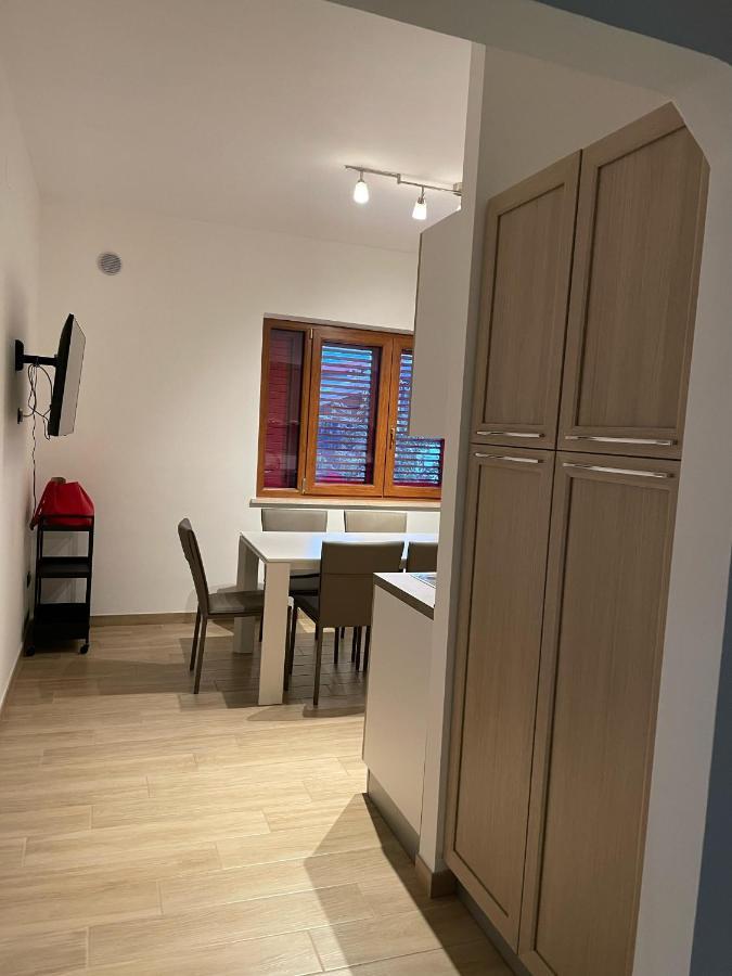 Marta'S Apartment ロッカラーゾ エクステリア 写真